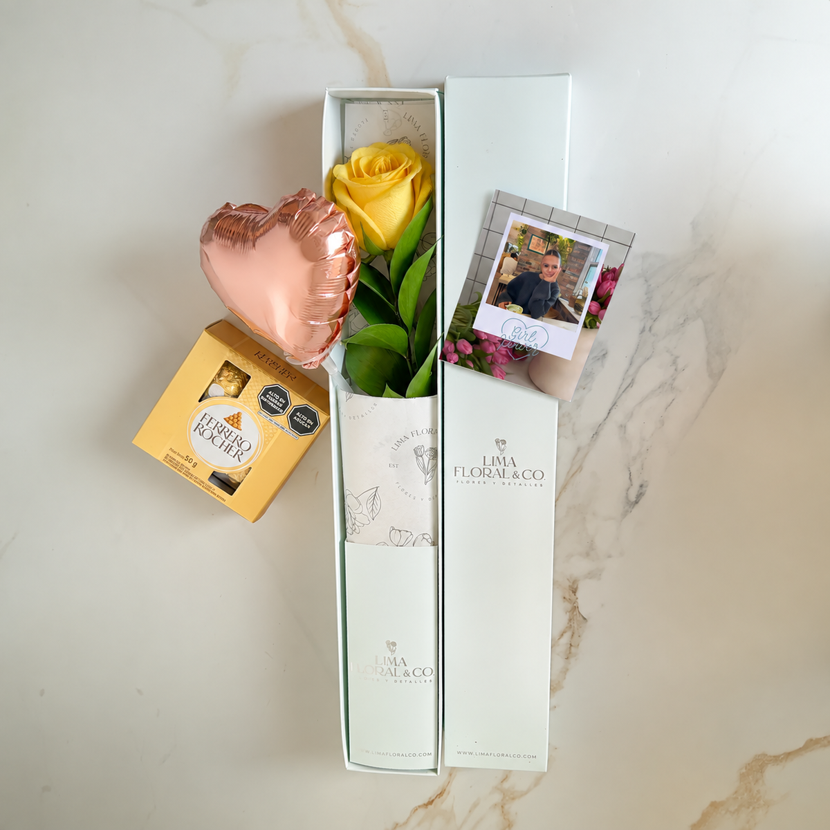 1 rosa amarilla y ferrero