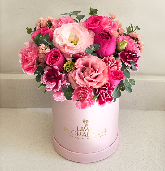 Box mini rosado con flores premium