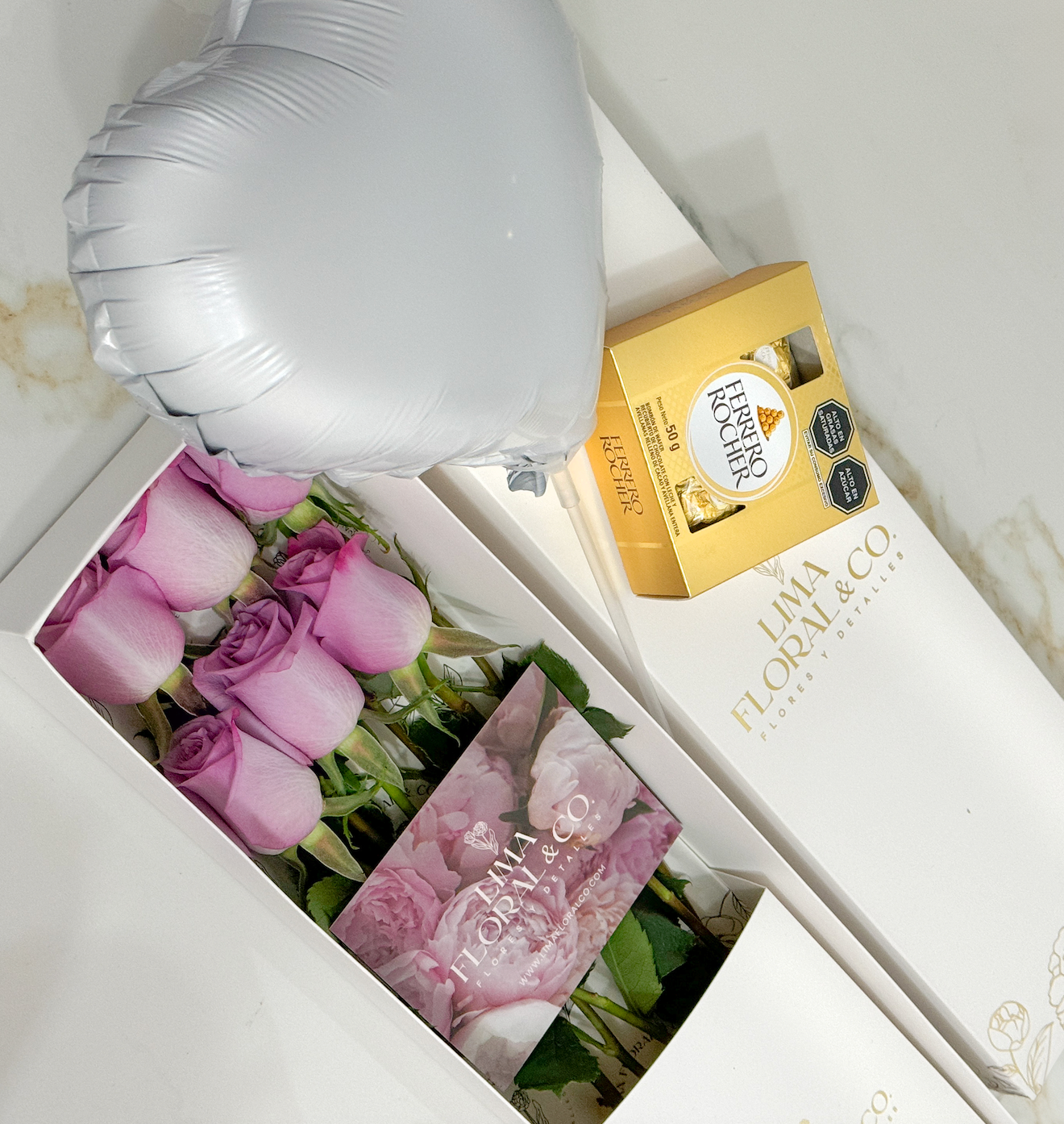 Caja 6 Rosas Lila & Ferrero