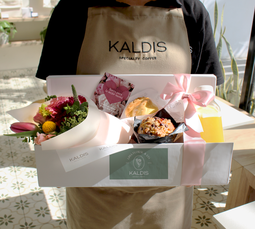 Desayuno 1: Kaldis x Lima Floral & Co