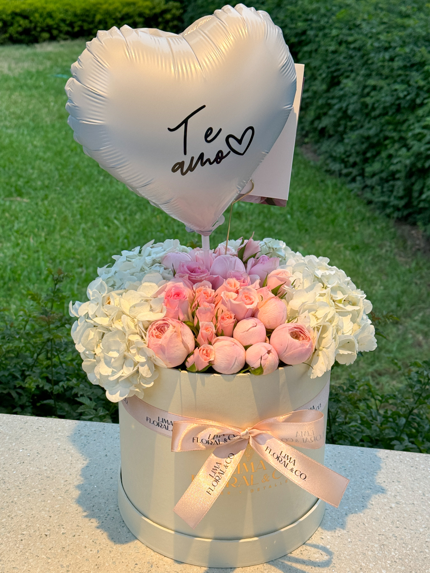 Box Paris Premium: Peonias