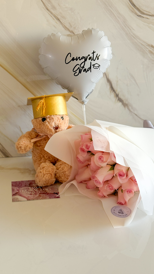 Pack Teddy Graduado - Ramo de 18 rosas y osito de peluche