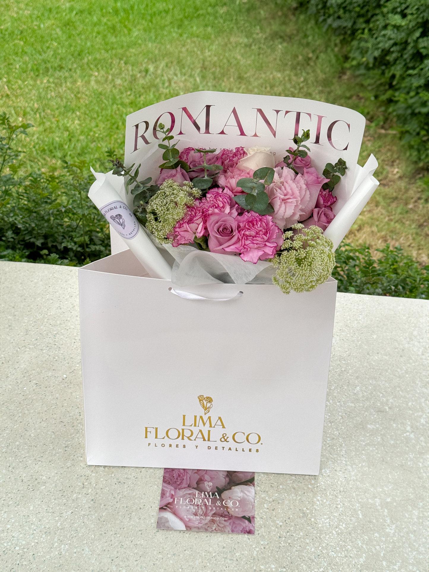 Ramo Aitana: rosas & claveles