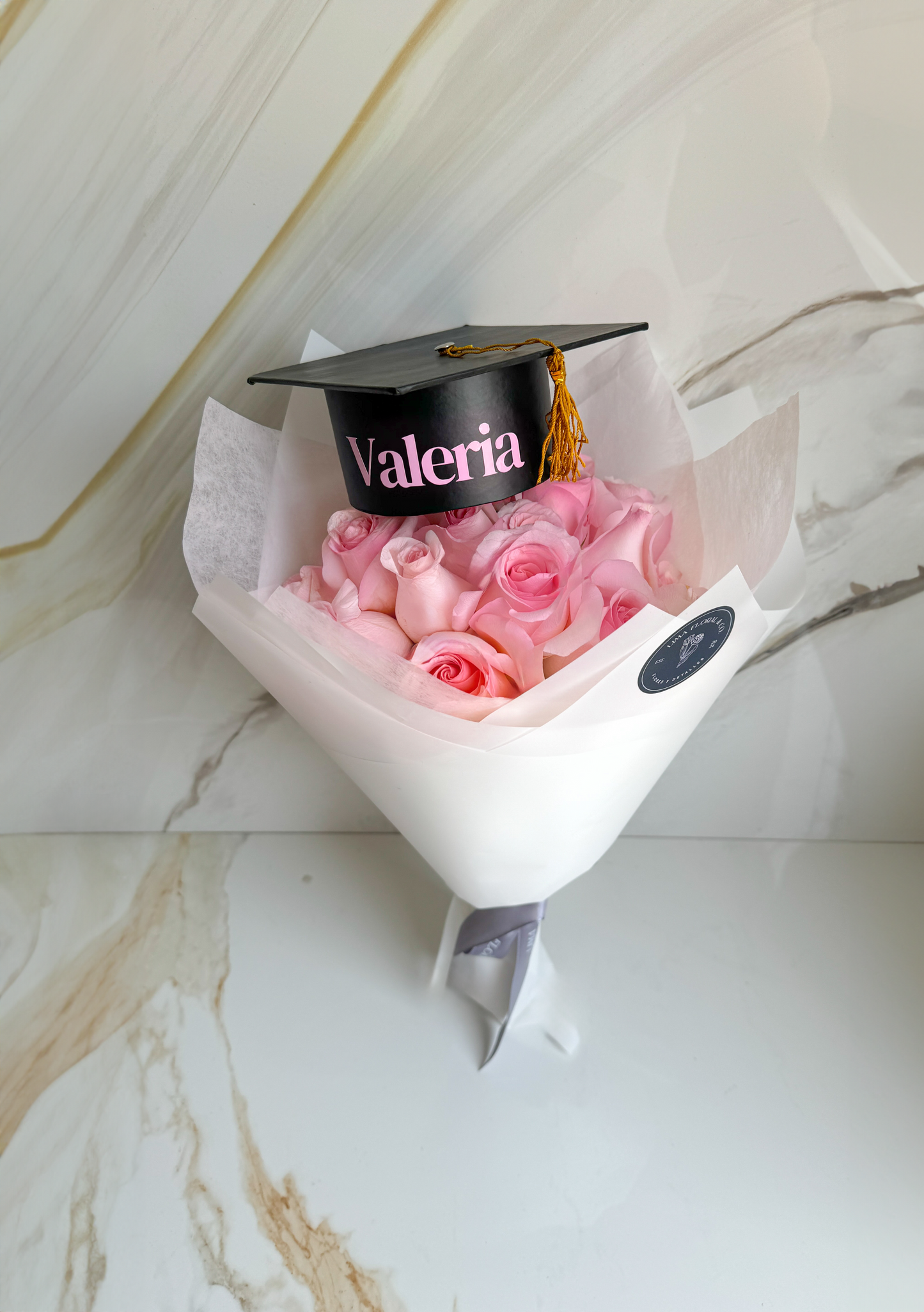 Rosas & Birrete - Ramo de rosas graduación