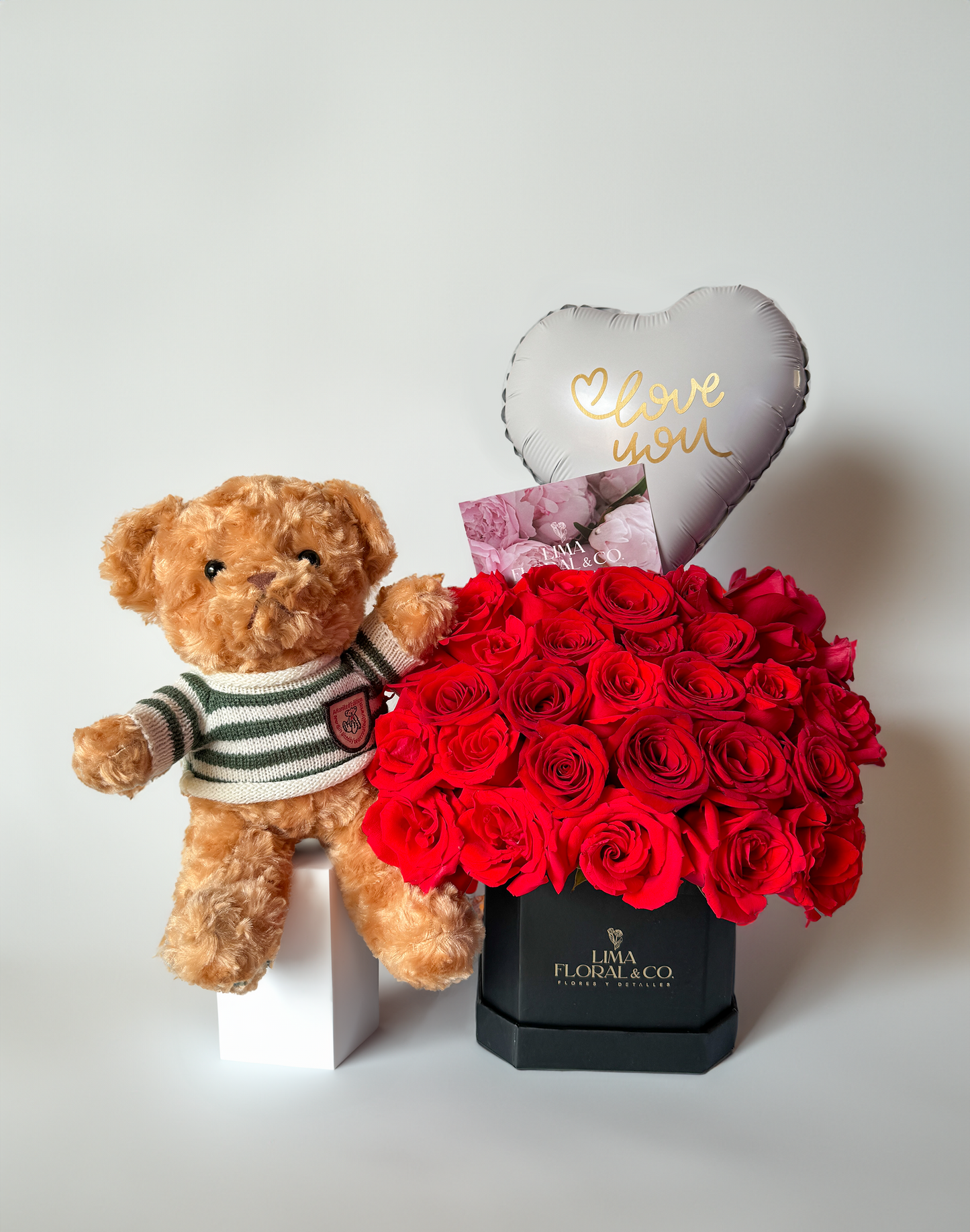 Box Amor 70 Rosas y Osito