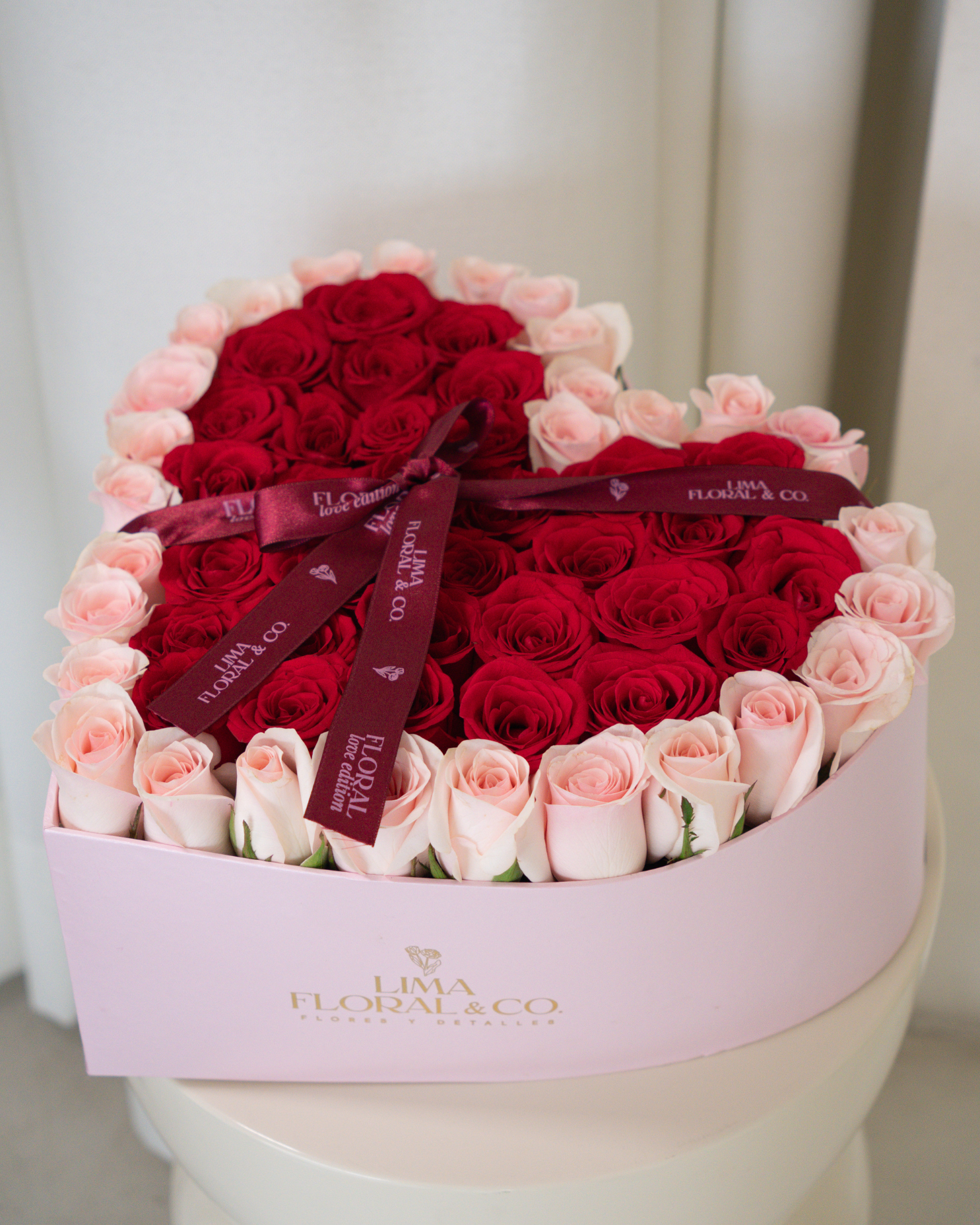 Amor Rosé - Corazón de Rosas – Lima Floral & Co.