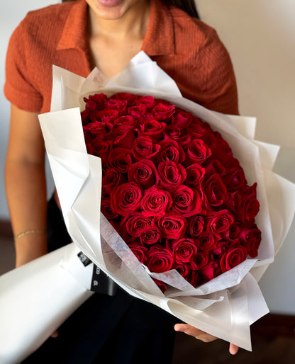 Ramo Extra Grande de 100 Rosas
