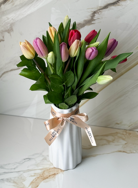 Jarrón 15 Tulipanes