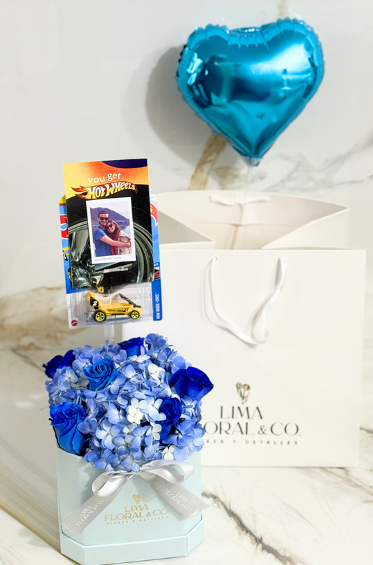 Love box + hot wheels
