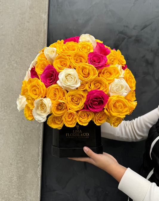 Summer Love: Box de 150 Rosas Multicolor