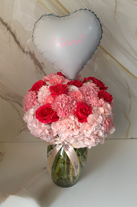 Jarrón Cherry: Rosas & Claveles