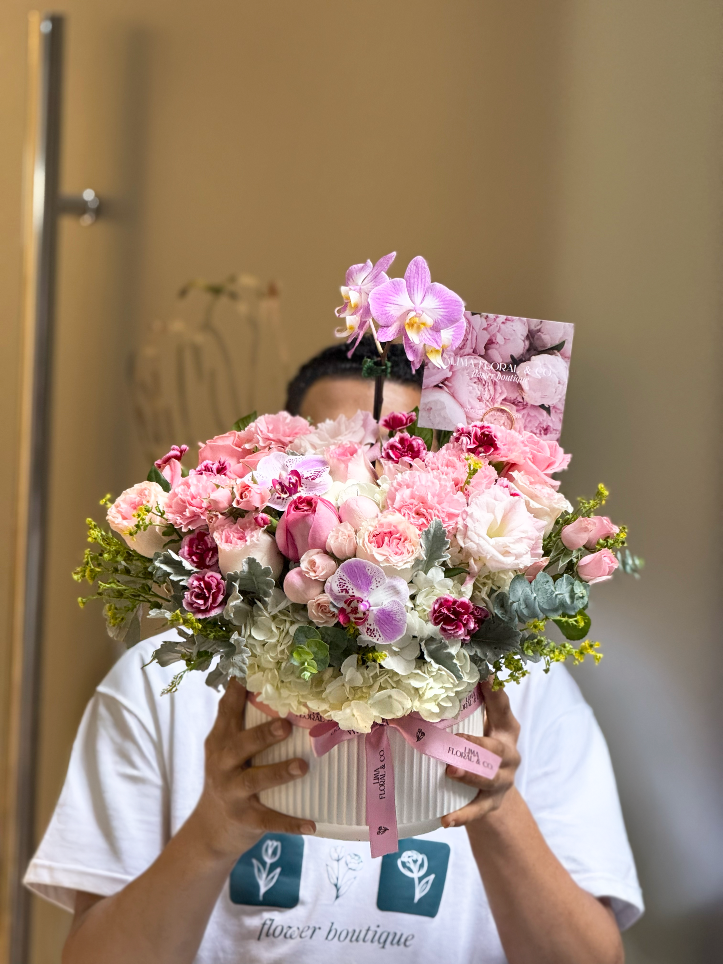 Orchid Blooms: orquídea + flores premium