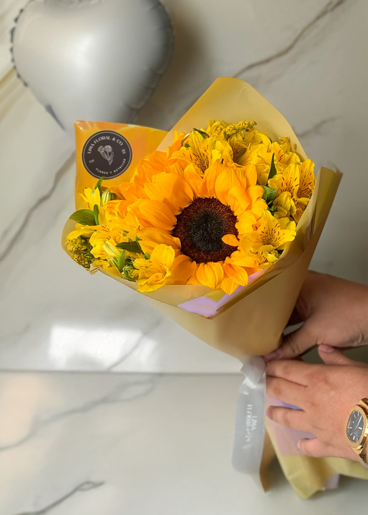 Ramo Sunny Girasoles y Astromelias - Flores Amarillas